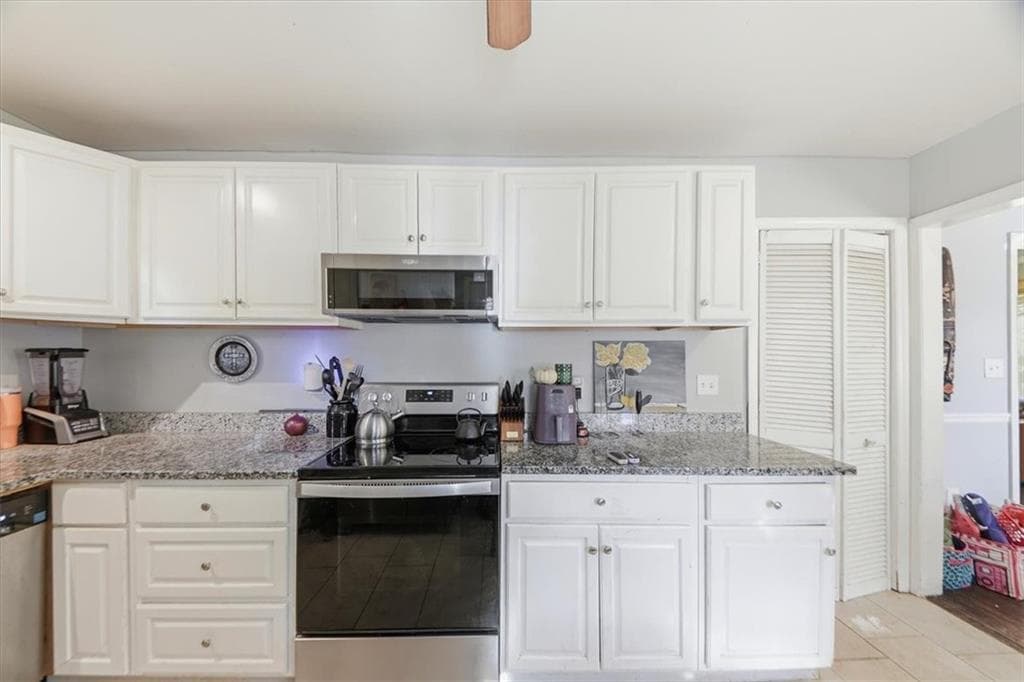3 bedroom, 1 bathroom, 1,089 sq ft single family residence under contract at 25 Bromack Drive, Atlanta, GA 30315 — photo 9
