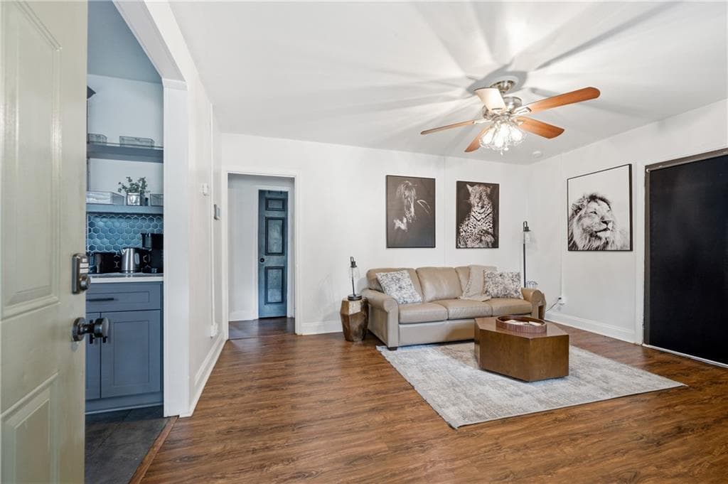 2 bedroom, 1 bathroom, 783 sq ft single family residence under contract at 1475 Elizabeth Lane, Atlanta, GA 30344 — photo 7