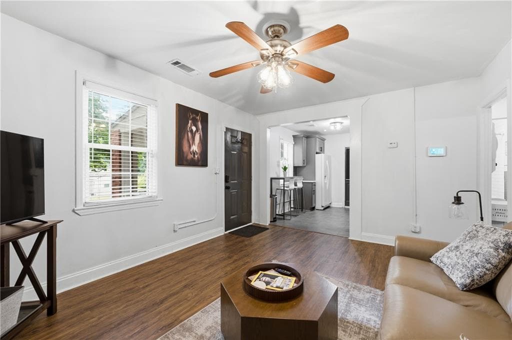 2 bedroom, 1 bathroom, 783 sq ft single family residence under contract at 1475 Elizabeth Lane, Atlanta, GA 30344 — photo 10