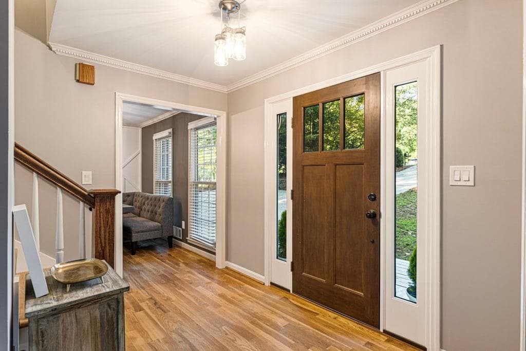 4 bedroom, 3 bathroom, 2,389 sq ft single family residence under contract at 345 Chaffin Ridge Court, Roswell, GA 30075 — photo 10