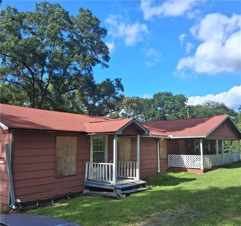 4 bedroom, 2 bathroom, 3,120 sq ft single family residence for sale at 392 Pine Mountain Road, Rockmart, GA 30153