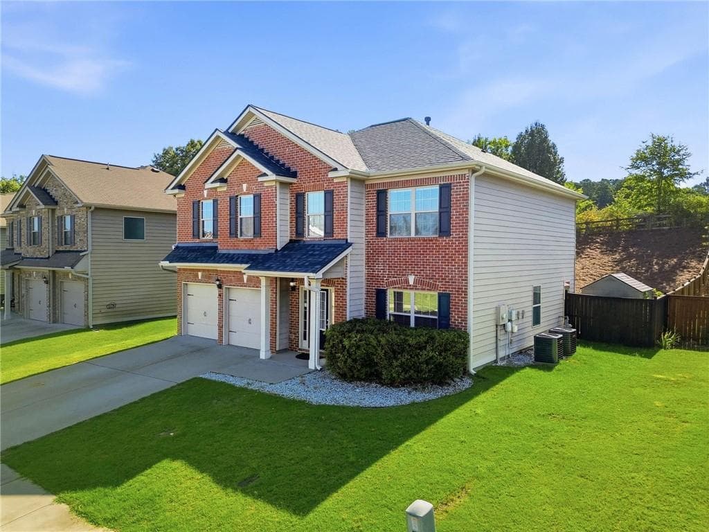 4 bedroom, 3 bathroom, 2,338 sq ft single family residence for sale at 612 Ocean Avenue, Canton, GA 30114 — photo 4