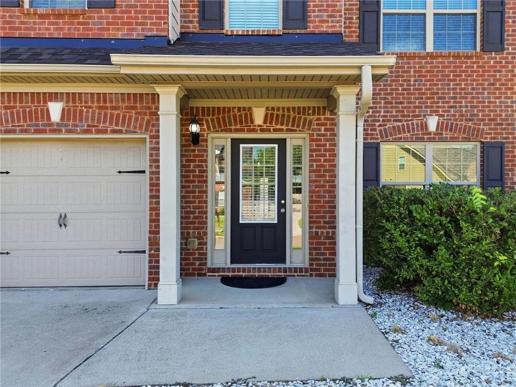 4 bedroom, 3 bathroom, 2,338 sq ft single family residence for sale at 612 Ocean Avenue, Canton, GA 30114 — photo 5