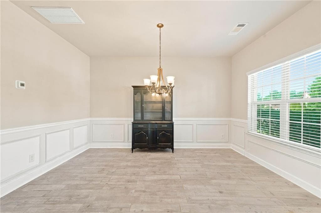 4 bedroom, 3 bathroom, 2,338 sq ft single family residence for sale at 612 Ocean Avenue, Canton, GA 30114 — photo 7
