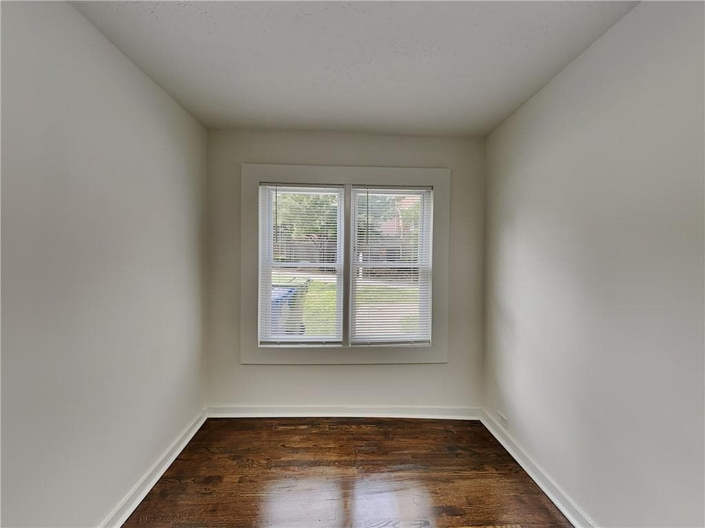 3 bedroom, 1 bathroom, 786 sq ft single family residence for rent at 805 Spencer Street, Atlanta, GA 30314 for $1,275 a month — photo 9