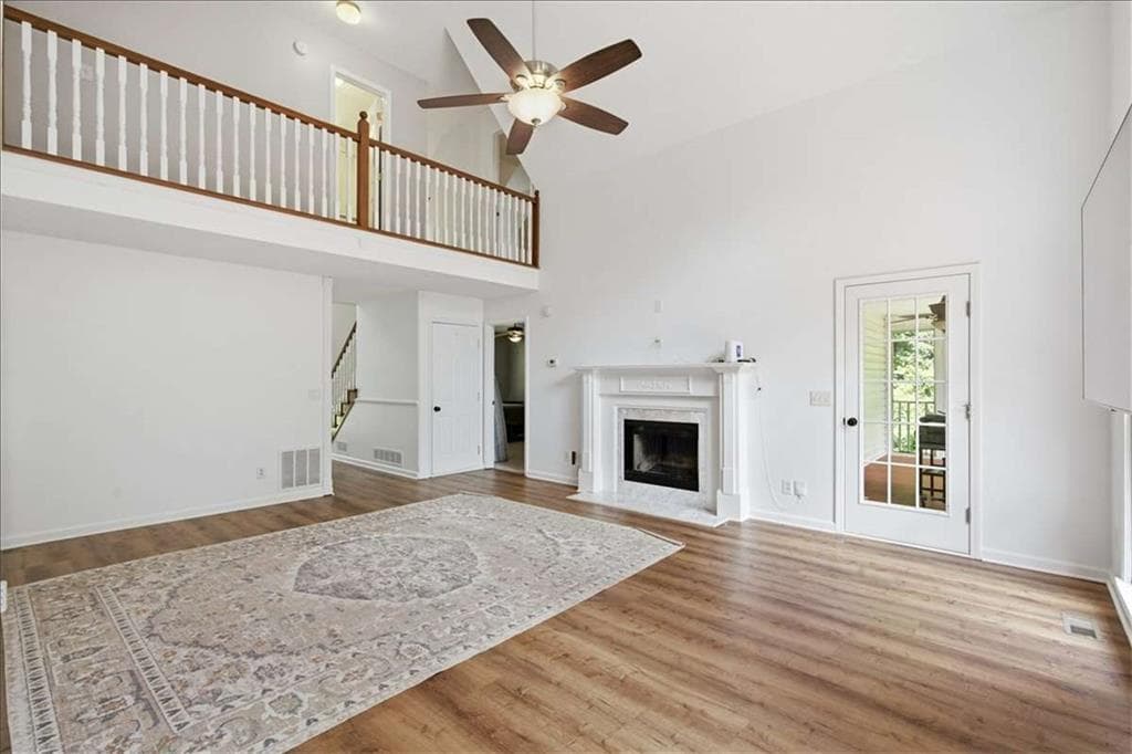 3 bedroom, 4 bathroom, 2,933 sq ft single family residence for sale at 923 Whitby Drive, Douglasville, GA 30134 — photo 9