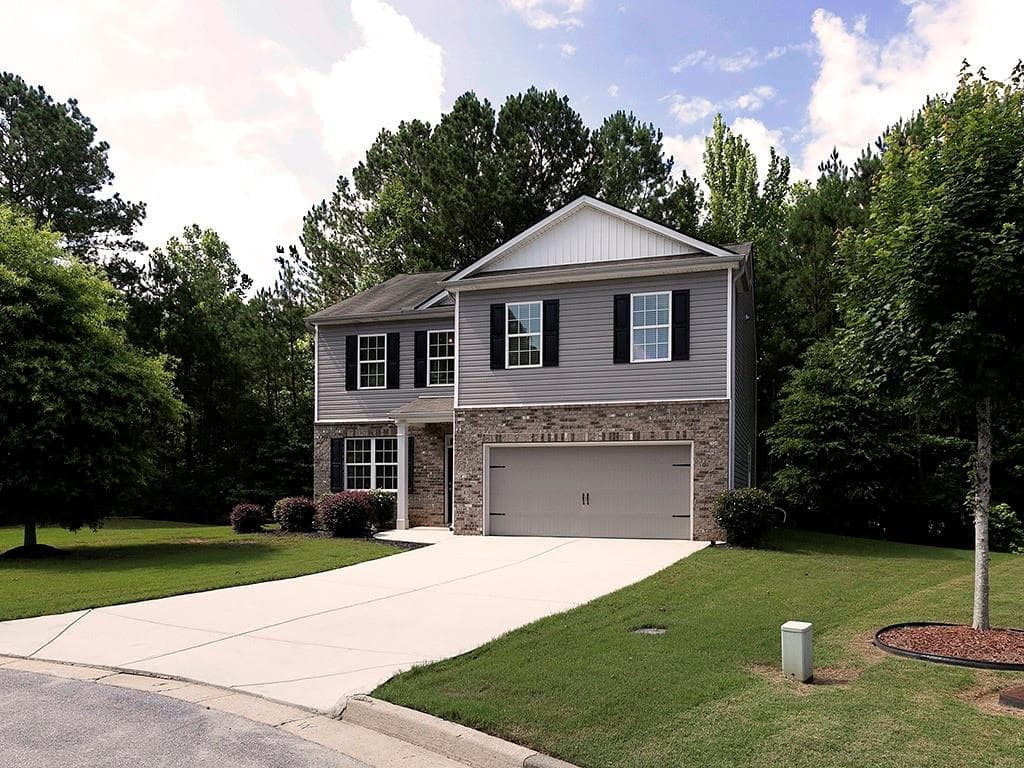 4 bedroom, 3 bathroom, 2,361 sq ft single family residence for sale at 18 Ivey Cottage Court, Dallas, GA 30132 — photo 2