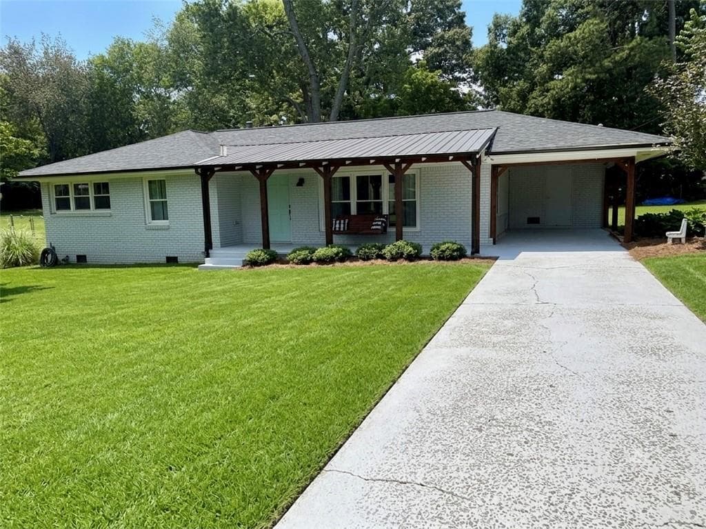 3 bedroom, 2 bathroom, 1,267 sq ft single family residence for sale at 3 Davis Street, Cartersville, GA 30120 — photo 3
