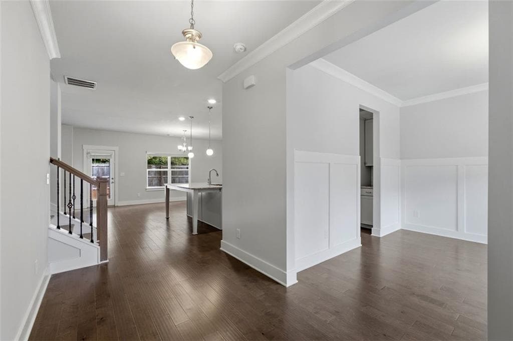 4 bedroom, 4 bathroom, 2,584 sq ft single family residence for sale at 111 Crestbrook Way, Dallas, GA 30157 — photo 5