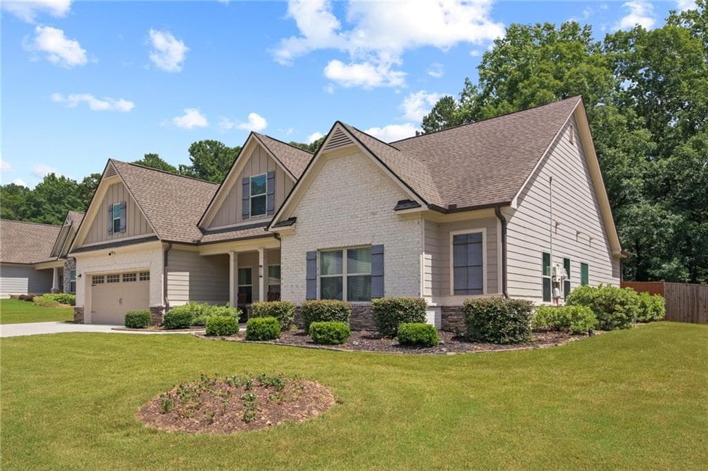 4 bedroom, 3 bathroom, 2,204 sq ft single family residence for sale at 2524 Tomoka Drive, Bethlehem, GA 30620 — photo 2