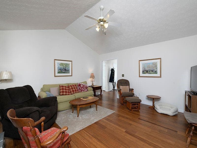 3 bedroom, 2 bathroom, 1,651 sq ft single family residence for sale at 55 Dearing Woods Bend, Covington, GA 30014 — photo 7