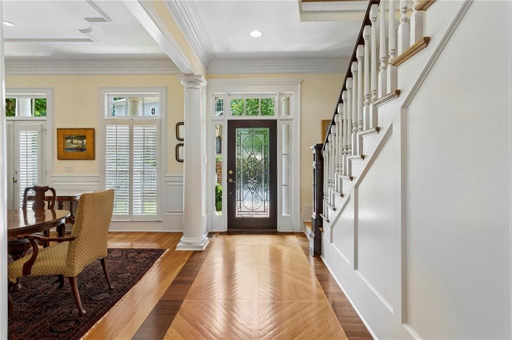 4 bedroom, 6 bathroom, 5,544 sq ft single family residence for sale at 4267 Olde Mill Lane, Atlanta, GA 30342 — photo 7