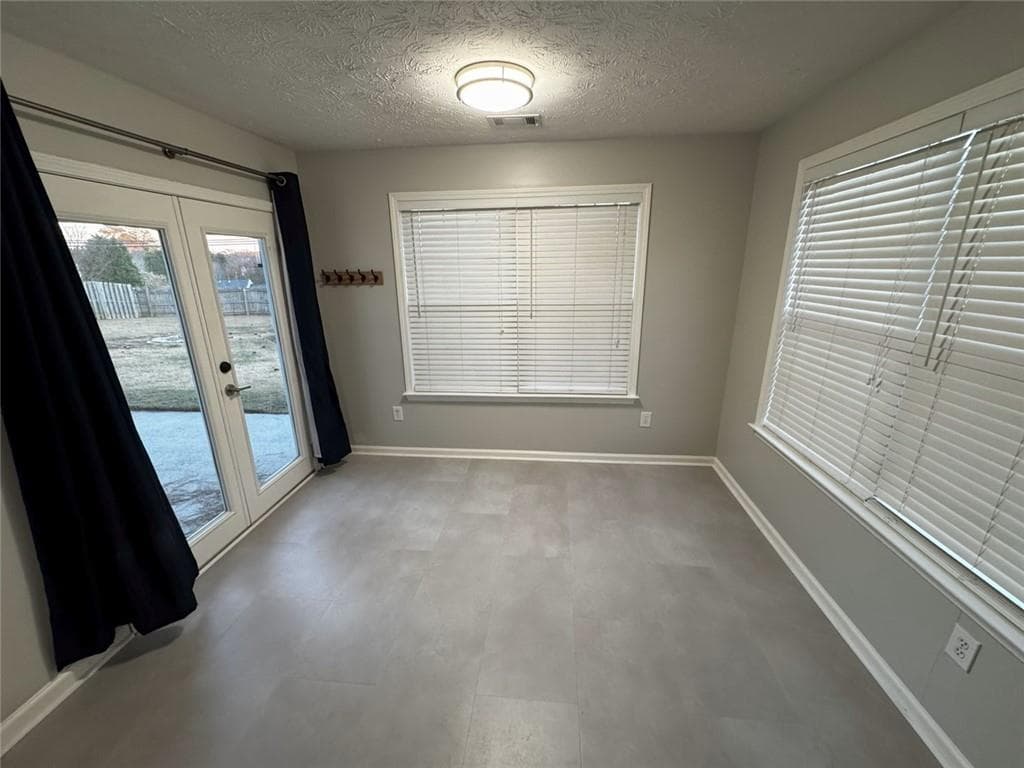 3 bedroom, 2 bathroom, 1,746 sq ft single family residence for rent at 1425 Overland Crossing, Alpharetta, GA 30004 for $2,850 a month — photo 5