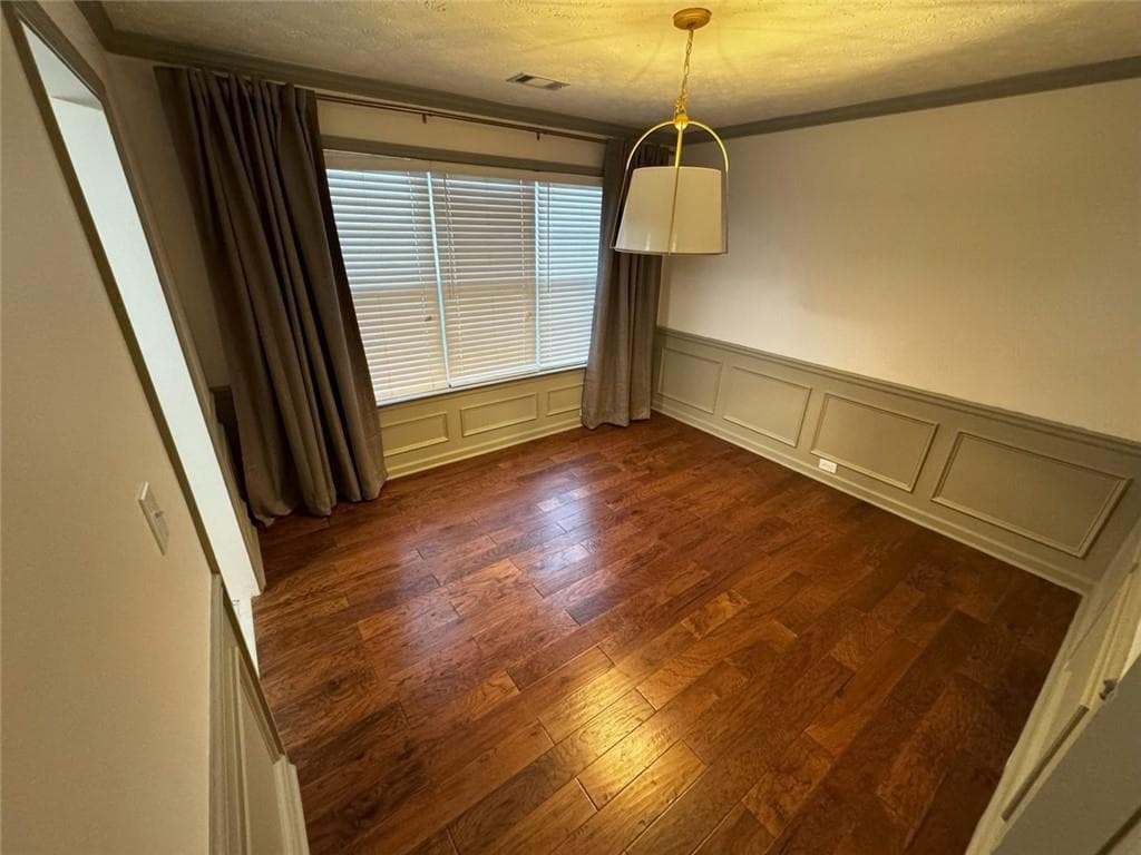 3 bedroom, 2 bathroom, 1,746 sq ft single family residence for rent at 1425 Overland Crossing, Alpharetta, GA 30004 for $2,850 a month — photo 10