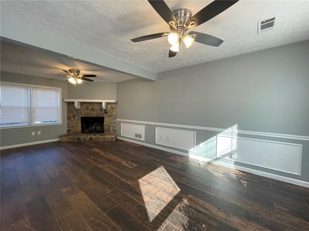 4 bedroom, 2 bathroom, 1,968 sq ft single family residence for rent at 3076 Mill Falls Court, Duluth, GA 30097 for $2,200 a month — photo 3