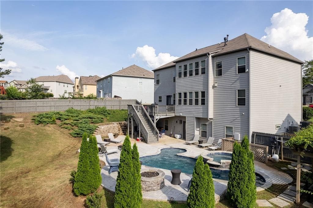 7 bedroom, 5 bathroom, 4,500 sq ft single family residence under contract at 108 Fountain Oak, Villa Rica, GA 30180 — photo 3