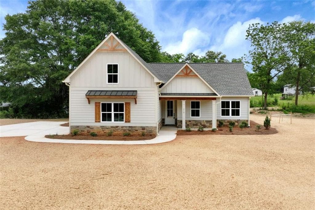 218 Clay Street, Maysville, GA 30558 — most recent listing photo