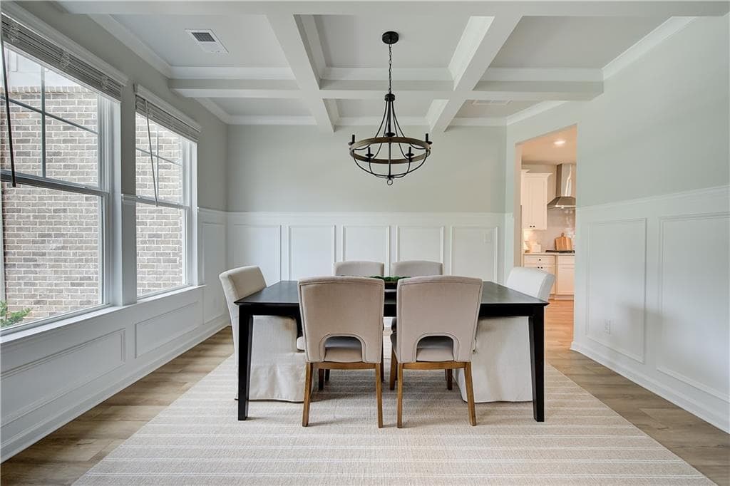 6 bedroom, 4 bathroom, 3,647 sq ft single family residence under contract at 141 Dohrn Drive, Loganville, GA 30052 — photo 5