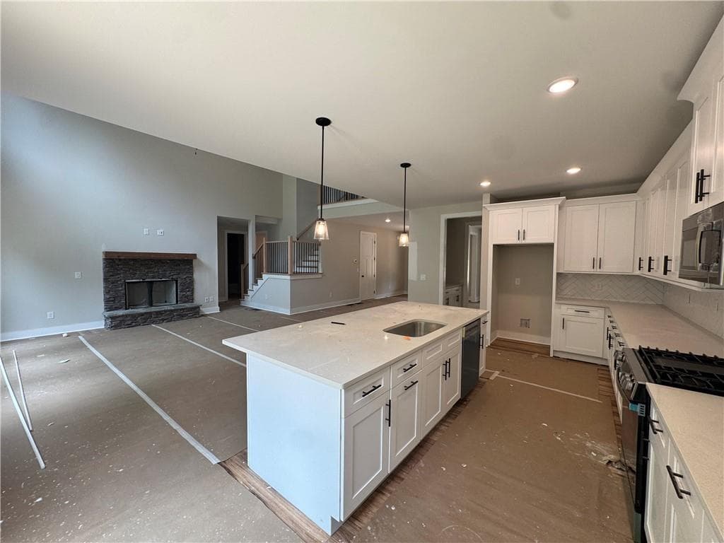 4 bedroom, 3 bathroom, 3,463 sq ft single family residence for sale at 24 Rushden Way, Rome, GA 30161 — photo 3