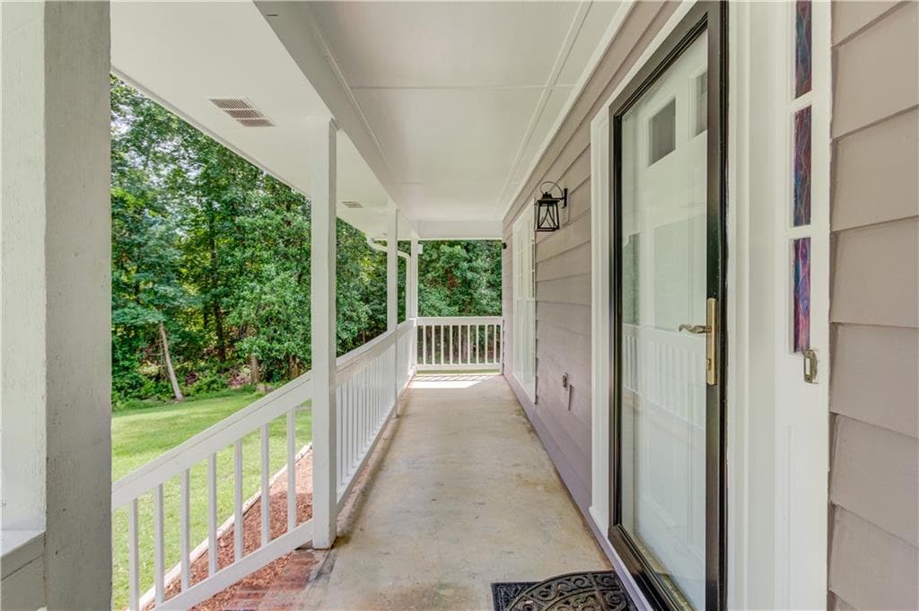 4 bedroom, 3 bathroom, 2,092 sq ft single family residence for sale at 355 Brand Road, Loganville, GA 30052 — photo 6