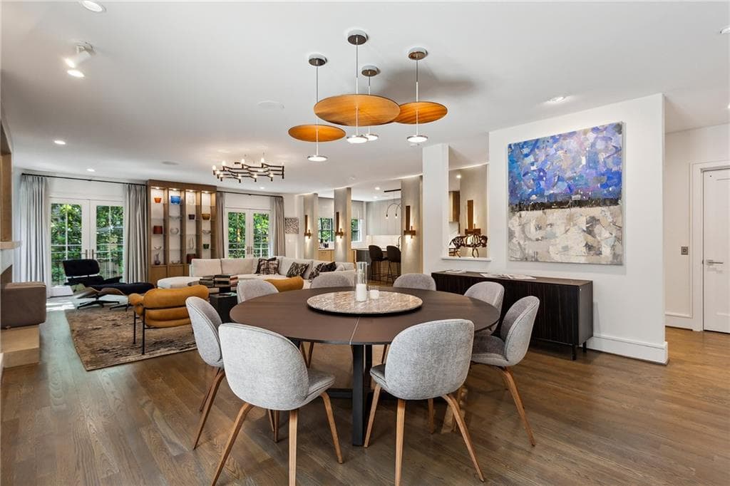 3 bedroom, 5 bathroom, 5,399 sq ft townhouse for rent at 2525 Peachtree Road 32, Atlanta, GA 30305 for $14,500 a month — photo 7