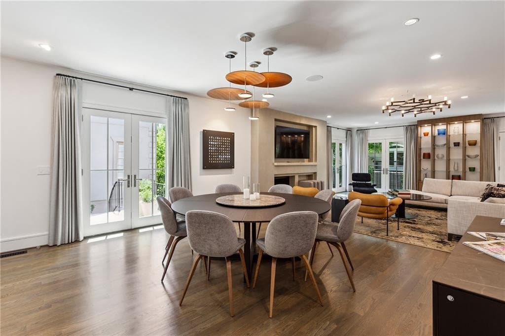 3 bedroom, 5 bathroom, 5,399 sq ft townhouse for rent at 2525 Peachtree Road 32, Atlanta, GA 30305 for $14,500 a month — photo 8