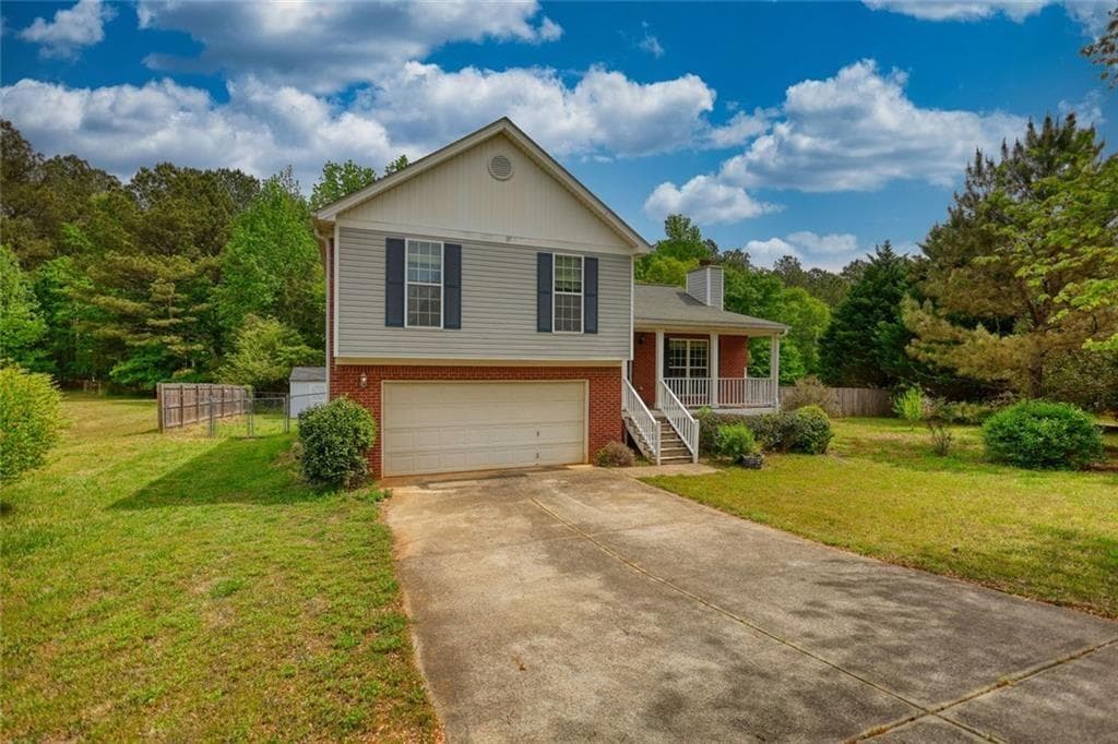 4 bedroom, 2 bathroom, 1,706 sq ft single family residence sold at 1916 Brenda Street, Statham, GA 30666