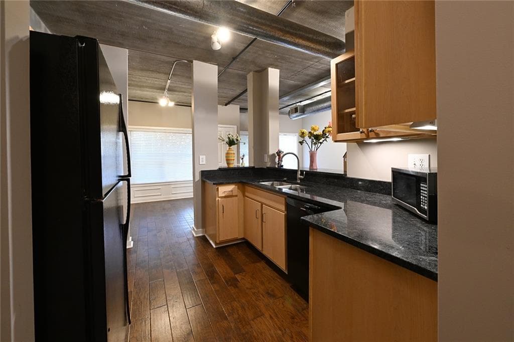 2 bedroom, 2 bathroom, 1,181 sq ft condominium for sale at 800 Peachtree Street 1128, Atlanta, GA 30308 — photo 6