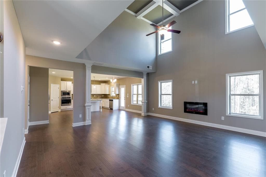 5 bedroom, 4 bathroom, 3,800 sq ft single family residence for sale at 1695 West Hightower Trail, Conyers, GA 30012 — photo 4
