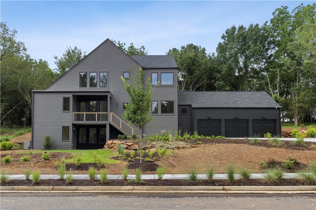 225 Winterberry Way, Roswell, GA 30075 — most recent listing photo