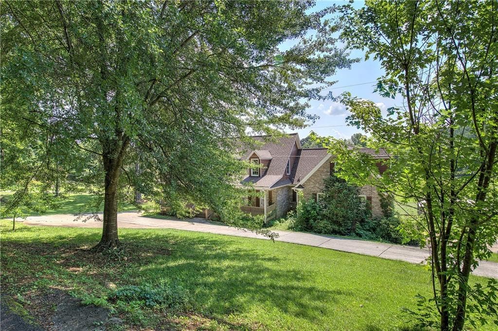 3 bedroom, 4 bathroom, 2,907 sq ft single family residence for sale at 273 Jordan Road, Cartersville, GA 30120 — photo 4