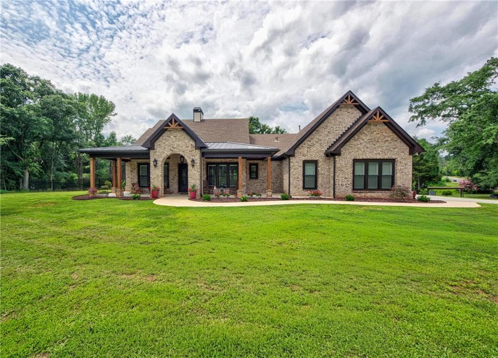 4 bedroom, 5 bathroom, 2,691 sq ft single family residence for sale at 233 Hunter Road, Jefferson, GA 30549