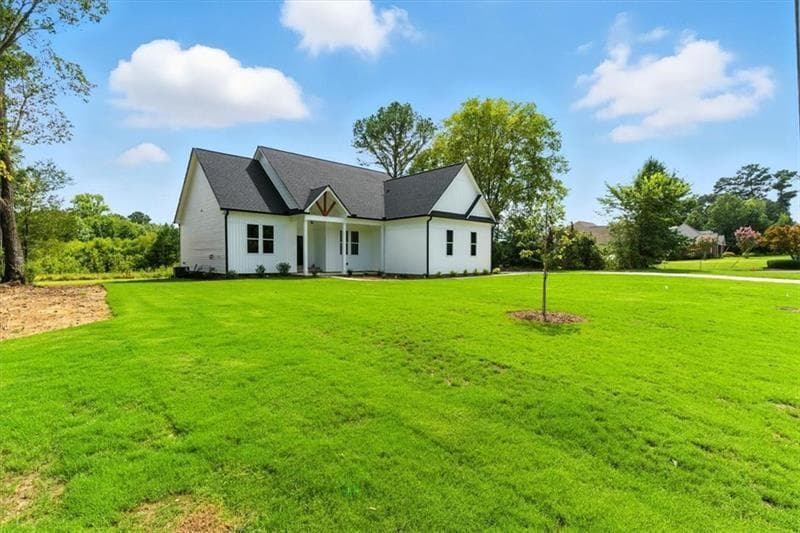 3 bedroom, 2 bathroom, 1,500 sq ft single family residence for sale at 1 Mountain Chase Road, Rome, GA 30165 — photo 3