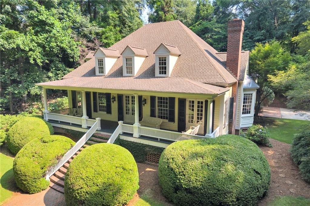 5 bedroom, 4 bathroom, 3,655 sq ft single family residence for sale at 8173 OLD MONTICELLO Street, Covington, GA 30014