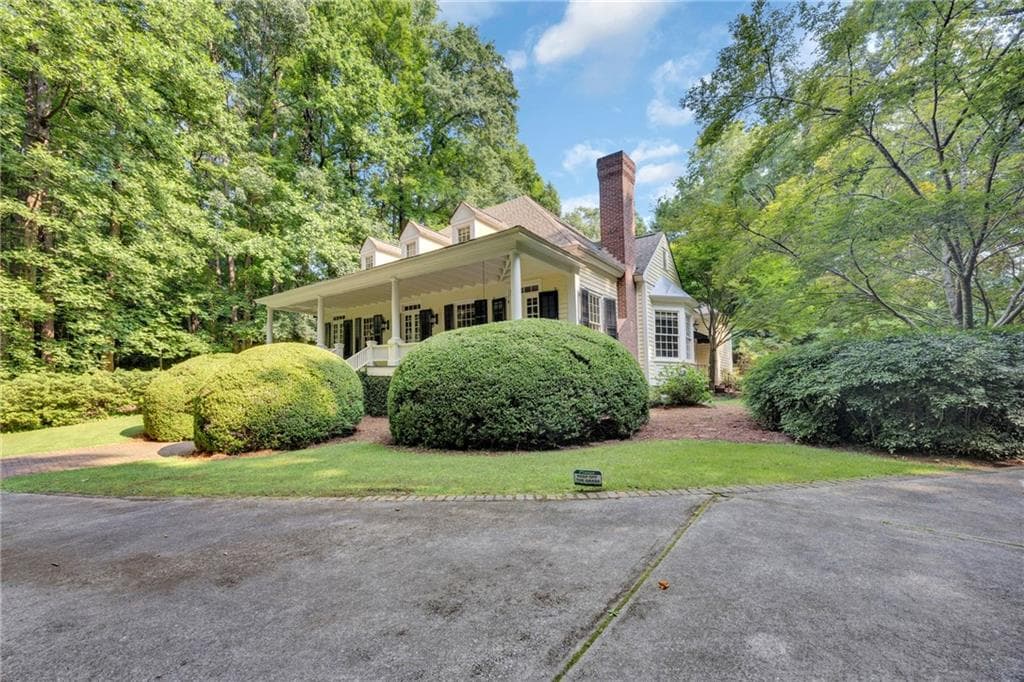 5 bedroom, 4 bathroom, 3,655 sq ft single family residence for sale at 8173 OLD MONTICELLO Street, Covington, GA 30014 — photo 7