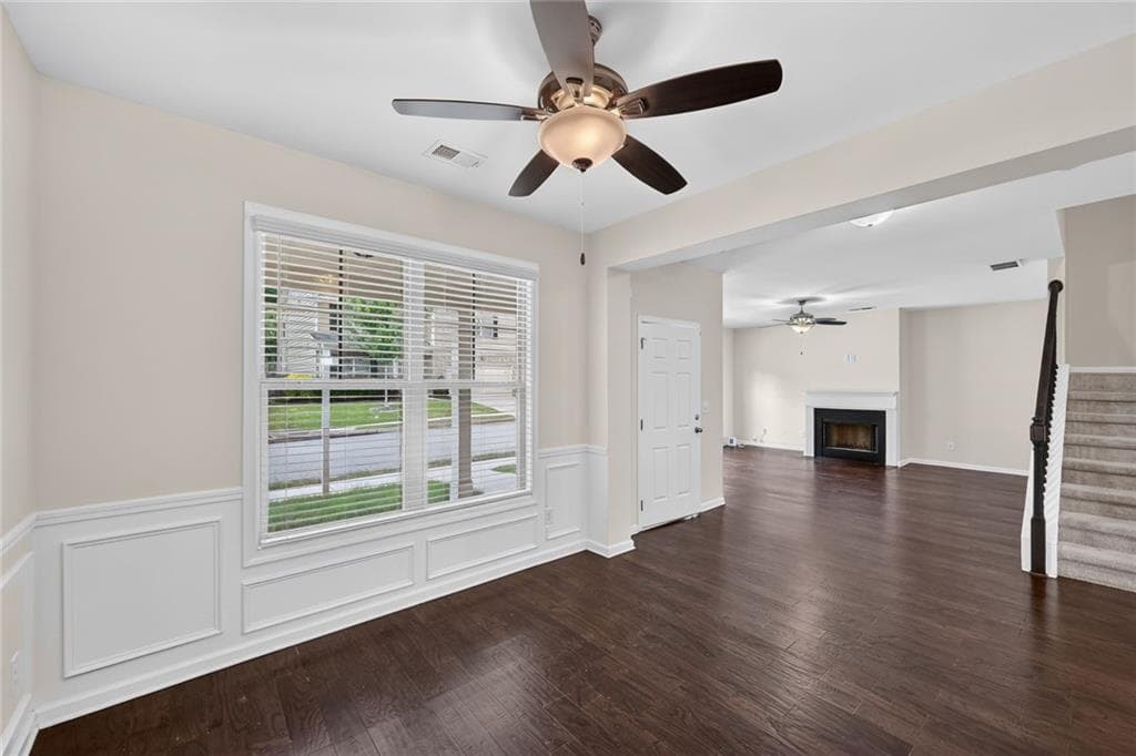 4 bedroom, 3 bathroom, 2,633 sq ft single family residence under contract at 5940 Peltier Trace, Norcross, GA 30093 — photo 5