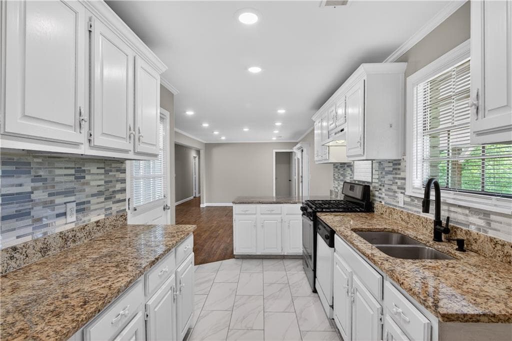 6 bedroom, 4 bathroom, 1,963 sq ft single family residence under contract at 1780 N Boyd Drive, Rocky Face, GA 30740 — photo 10