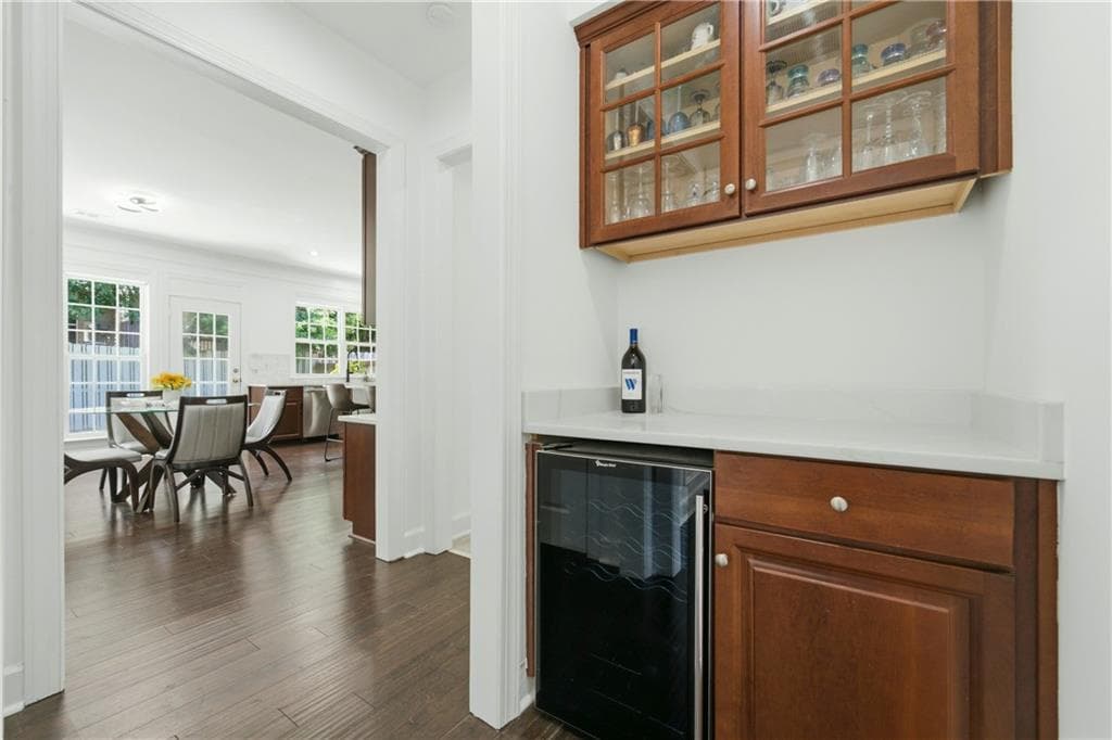 5 bedroom, 4 bathroom, 3,250 sq ft single family residence for sale at 3426 Belridge Drive, Smyrna, GA 30080 — photo 6