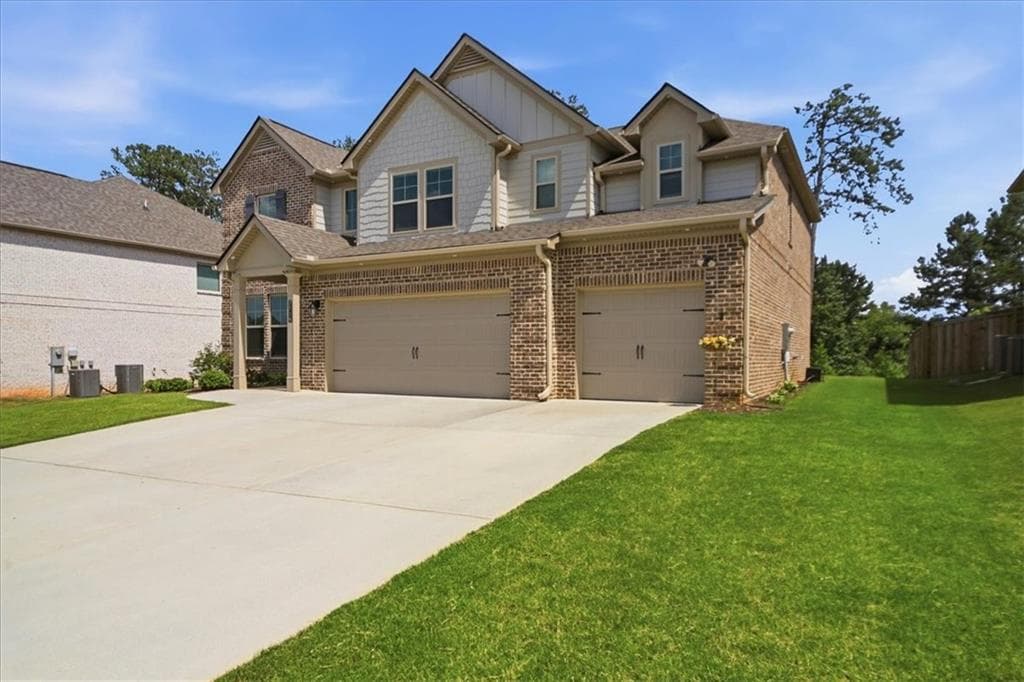 5 bedroom, 3 bathroom, 3,150 sq ft single family residence for sale at 2116 Cadenza Circle, Dacula, GA 30019 — photo 3