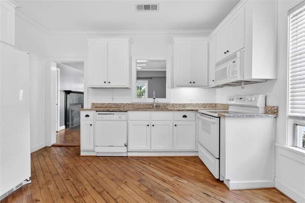 2 bedroom, 2 bathroom, 1,210 sq ft townhouse for rent at 116 Mill Street A, Monroe, GA 30655 for $1,600 a month — photo 10