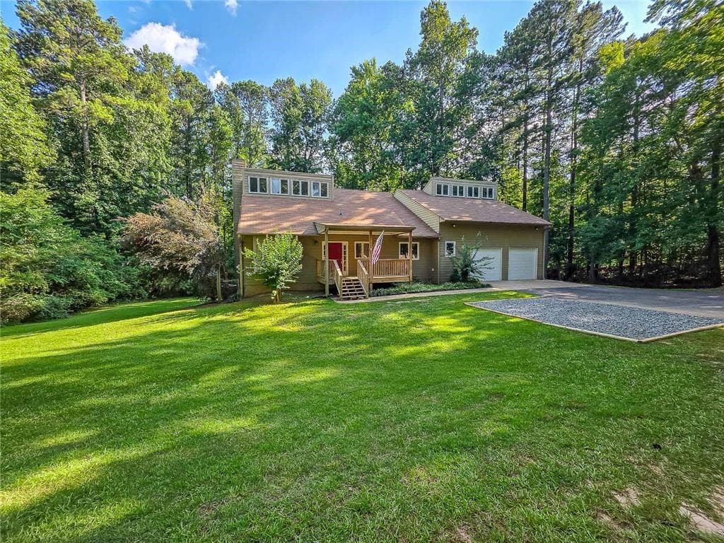 5 bedroom, 5 bathroom, 5,246 sq ft single family residence for sale at 10 Old Griffin Road, Dallas, GA 30157 — photo 5