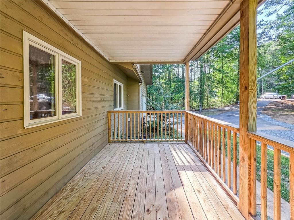 5 bedroom, 5 bathroom, 5,246 sq ft single family residence for sale at 10 Old Griffin Road, Dallas, GA 30157 — photo 6
