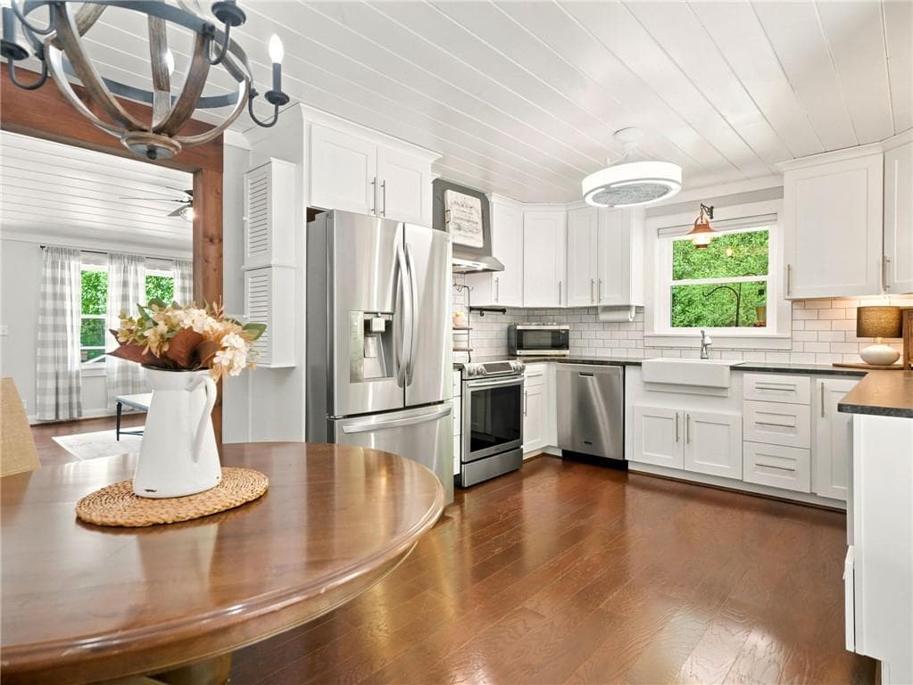 4 bedroom, 2 bathroom, 1,682 sq ft single family residence for sale at 129 Cline Valley Place, Canton, GA 30114 — photo 7