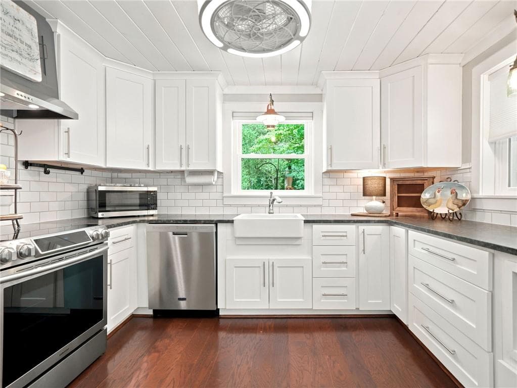 4 bedroom, 2 bathroom, 1,682 sq ft single family residence for sale at 129 Cline Valley Place, Canton, GA 30114 — photo 8