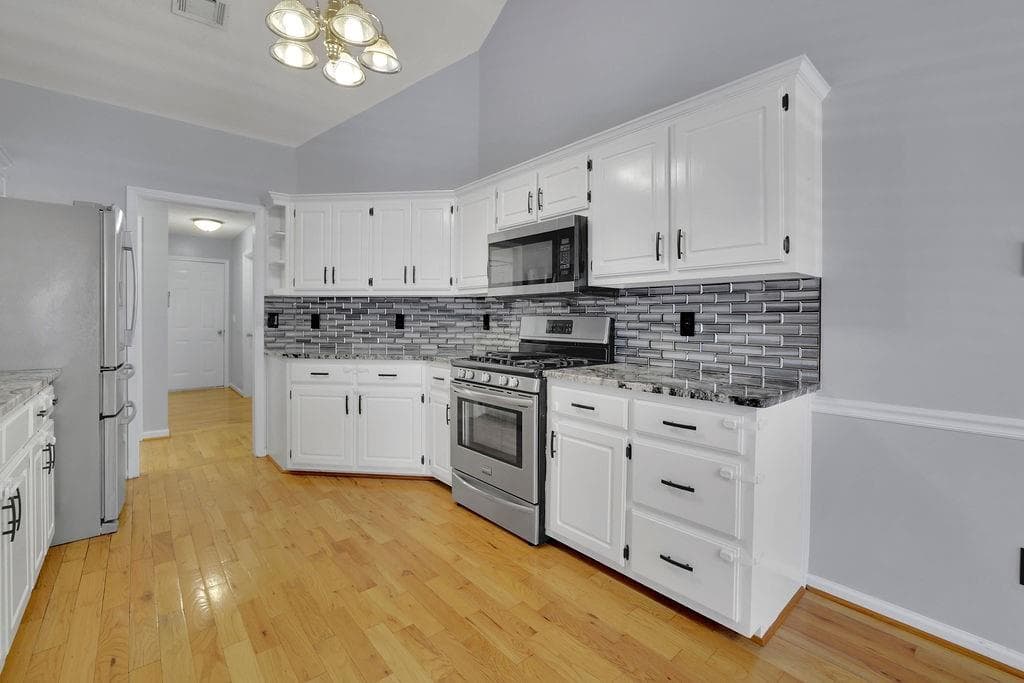 6 bedroom, 3 bathroom, 5,115 sq ft single family residence for sale at 2465 Chandler Road, Grayson, GA 30017 — photo 10