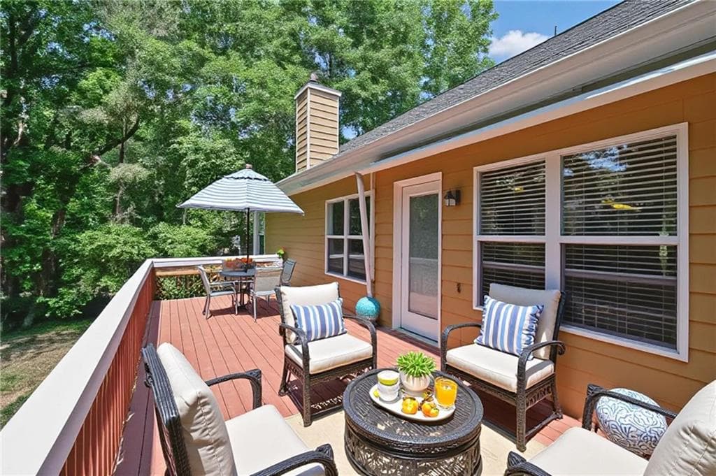 6 bedroom, 3 bathroom, 5,115 sq ft single family residence for sale at 2465 Chandler Road, Grayson, GA 30017 — photo 2