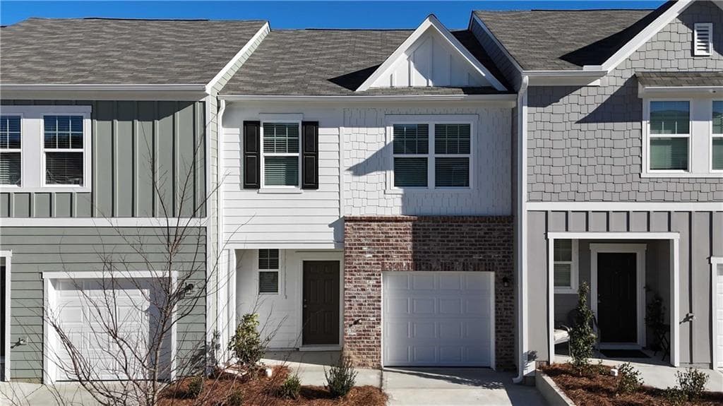 3 bedroom, 3 bathroom, 1,421 sq ft townhouse under contract at 1108 Lucienne Boulevard, Auburn, GA 30011