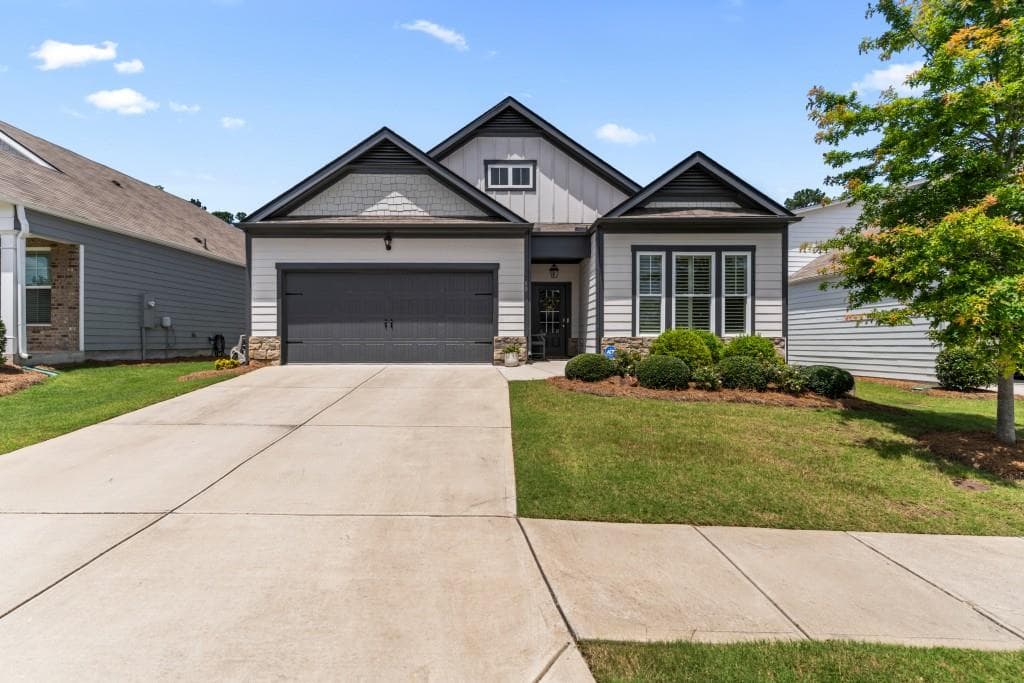 3 bedroom, 2 bathroom, 1,688 sq ft single family residence under contract at 60 Cranberry Blossom Way, Dallas, GA 30132 — photo 2