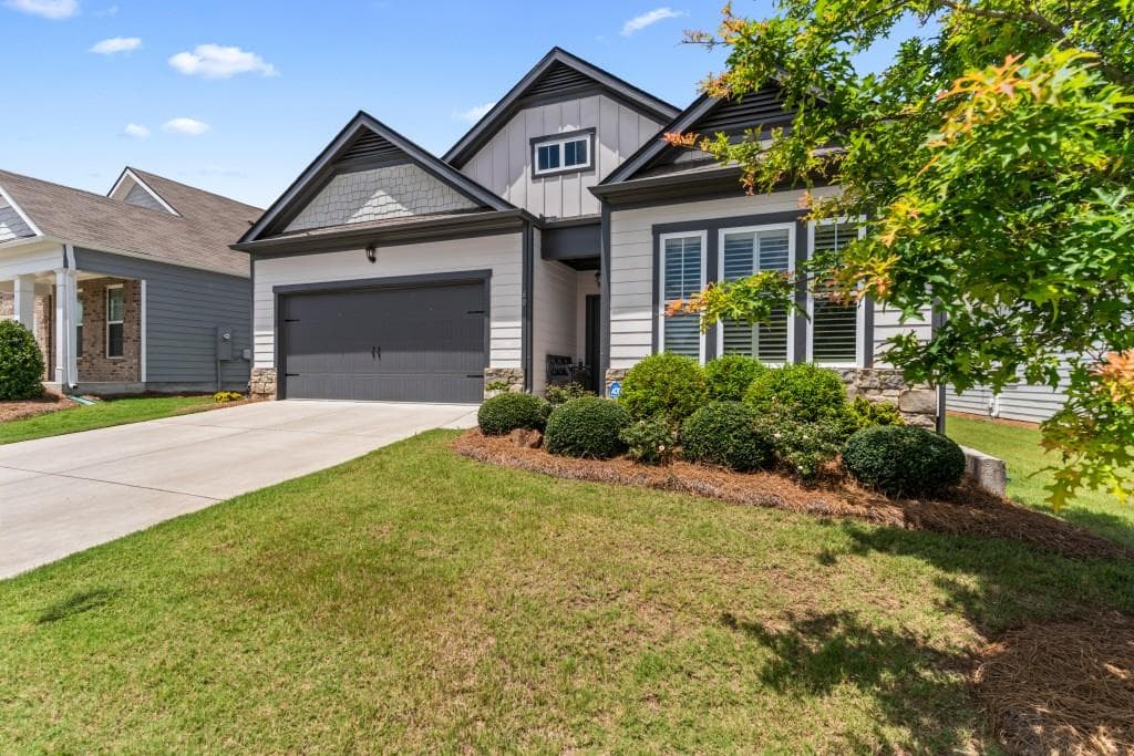 3 bedroom, 2 bathroom, 1,688 sq ft single family residence under contract at 60 Cranberry Blossom Way, Dallas, GA 30132 — photo 3