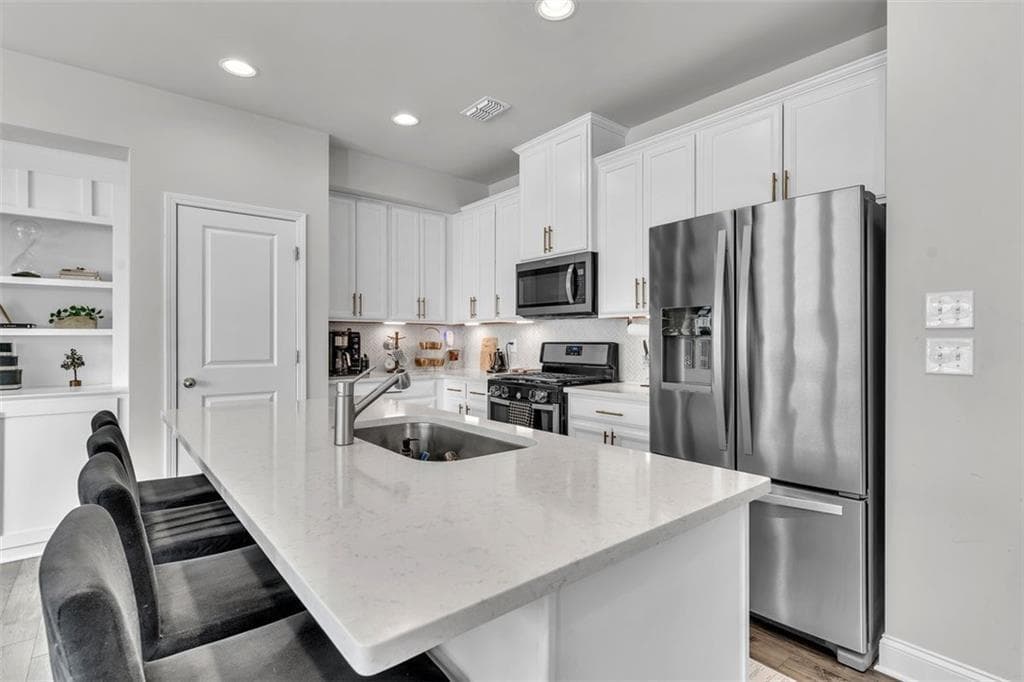 3 bedroom, 4 bathroom, 2,468 sq ft townhouse for rent at 790 Belrose Drive, Smyrna, GA 30080 for $3,250 a month — photo 2